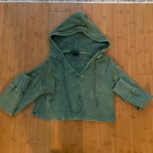 The Sang Cropped Hooded Long Sleeve